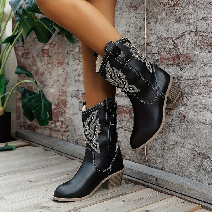 Sigrid | Westernboots för dam med bred vad och broderi