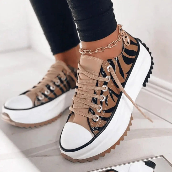 Wilma | Sneakers Dam Plattform Tjocksulad