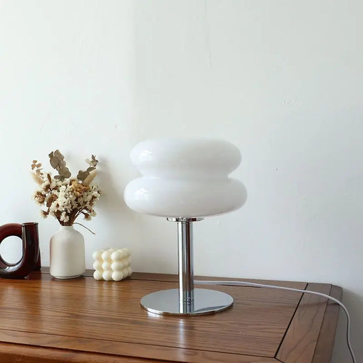 Bauhausinspirerad Bordslampa Med Dimbar LED Och Sladdlös Design