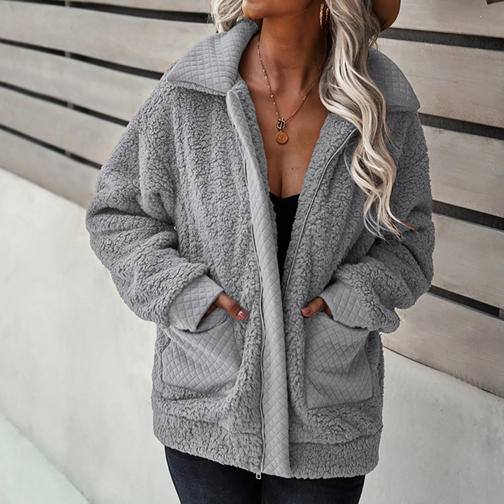 Eydis | Teddyjacka Dam Oversized Quiltade Detaljer Full-Zip