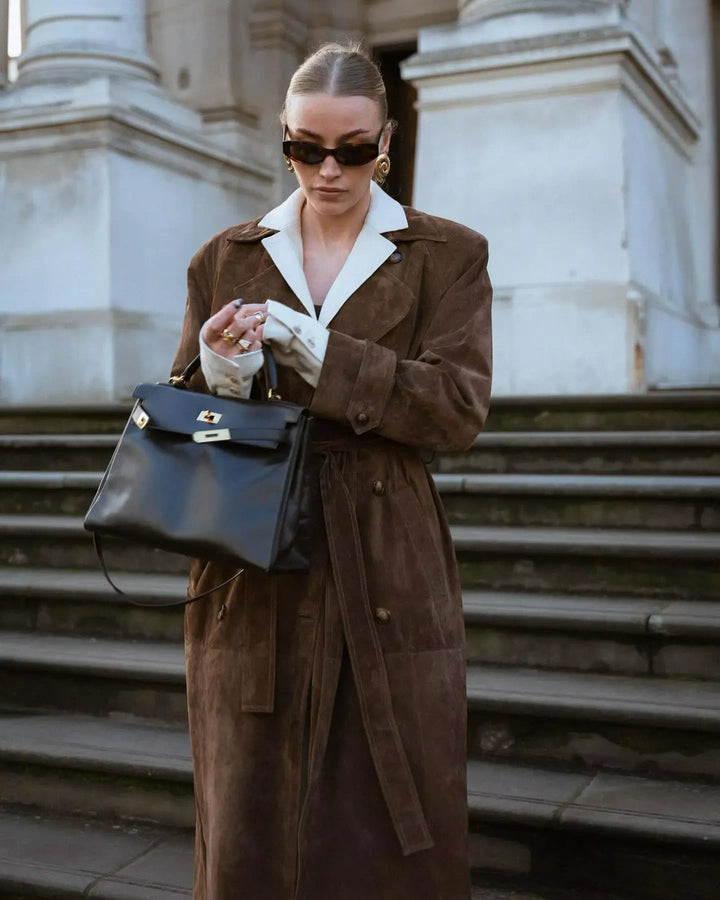 Ingvild | Trenchcoat Dam Lång Knytbälte Slagkrage Epåletter