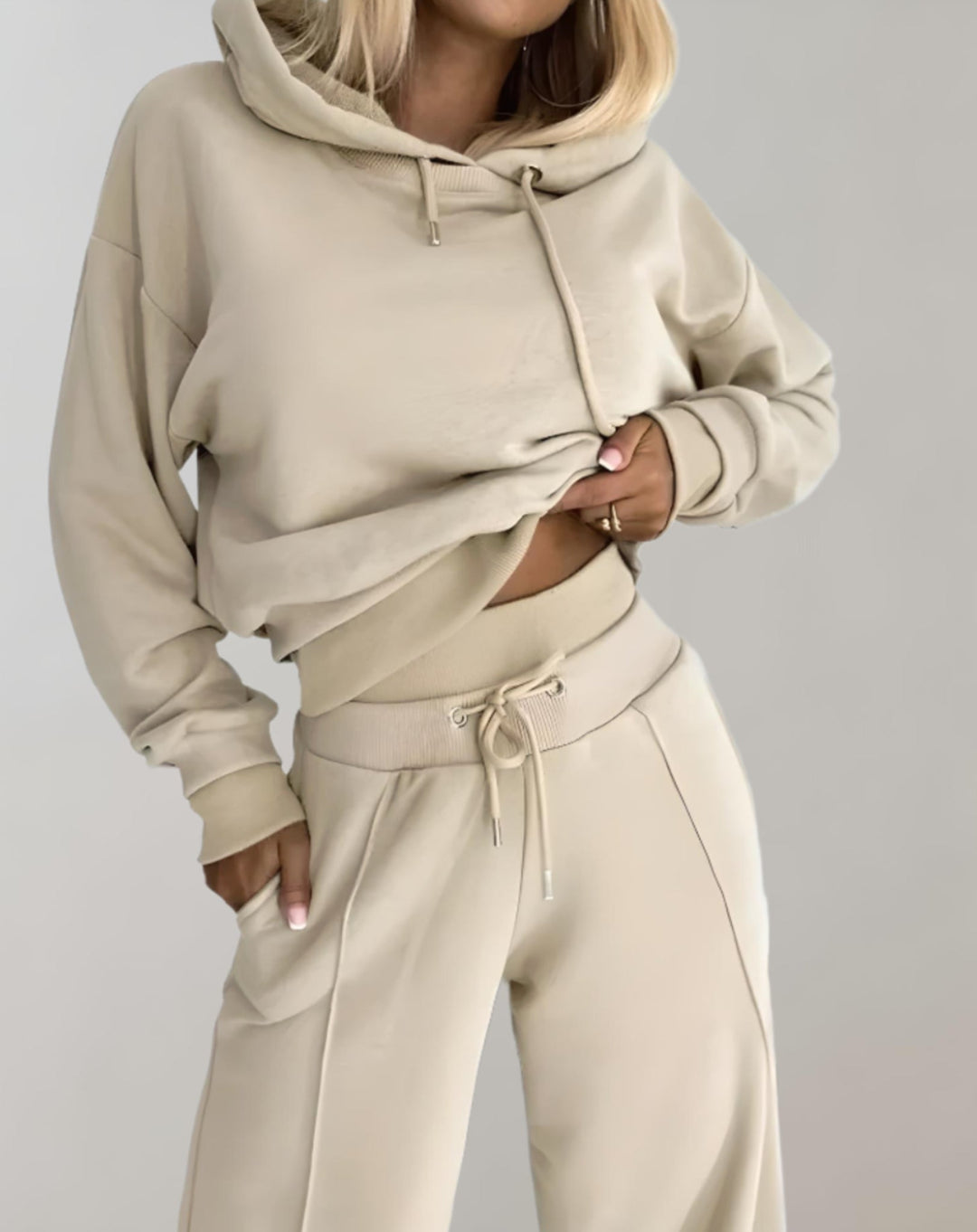 Alva | Mjukisset Dam Med Huva Vid Byxa