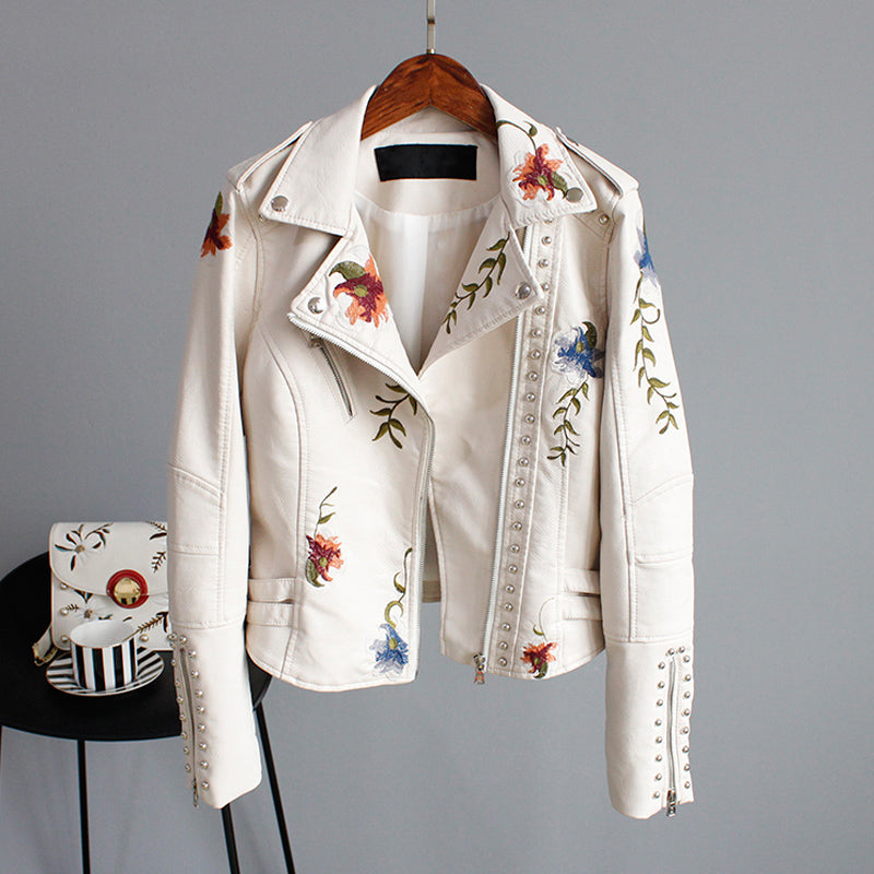 Audhild | Bikerjacka Dam Blombroderad Nitar Asymmetrisk Zip