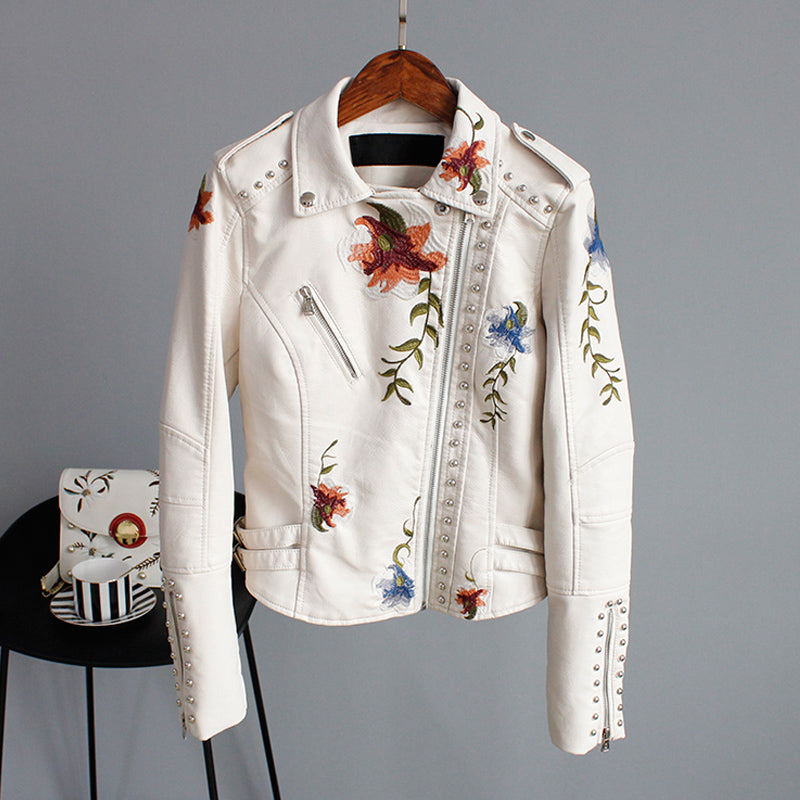 Audhild | Bikerjacka Dam Blombroderad Nitar Asymmetrisk Zip