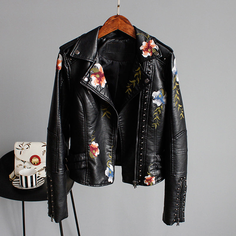 Audhild | Bikerjacka Dam Blombroderad Nitar Asymmetrisk Zip