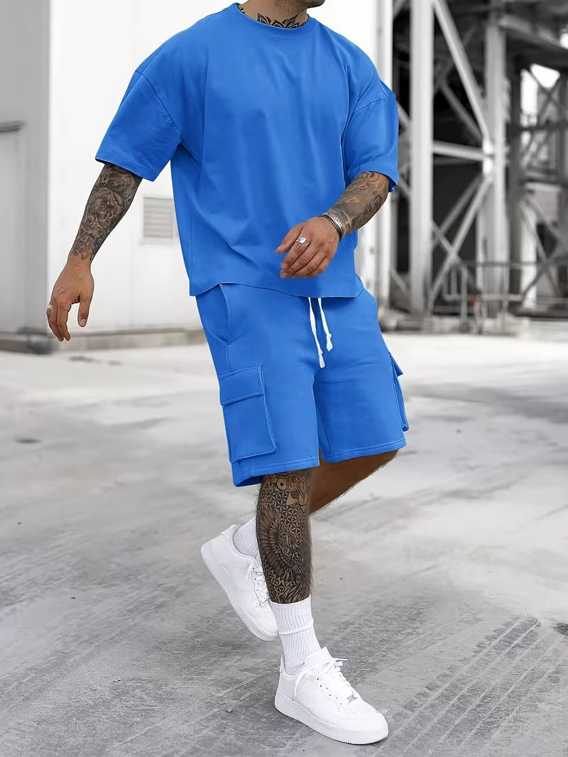 Malte | Tvådelat Herrset Med T-Shirt Och Cargoshorts