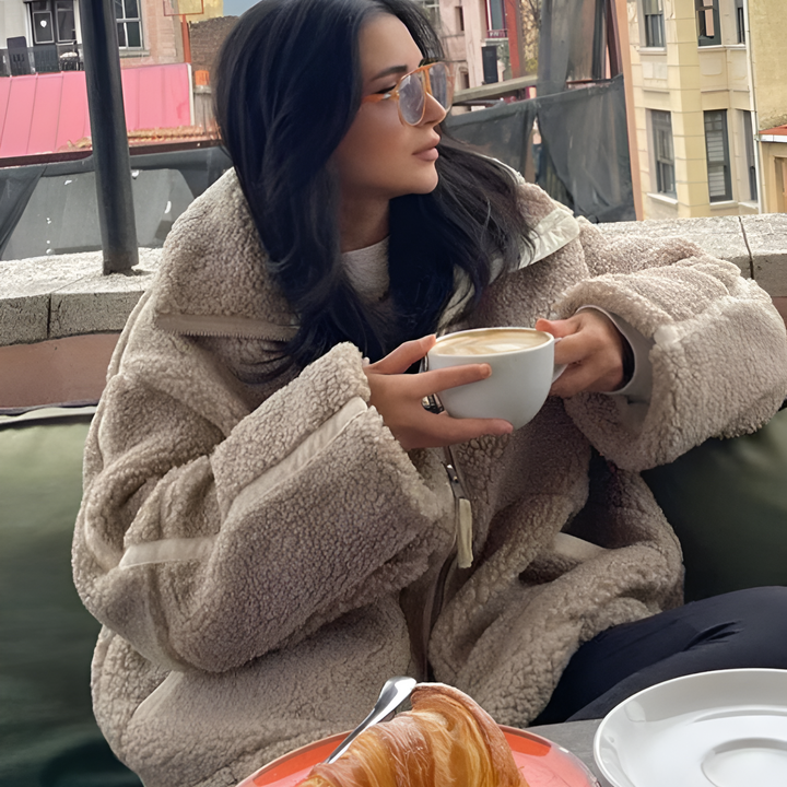 Karen | Teddyjacka Dam Fleece Oversized Ståkrage