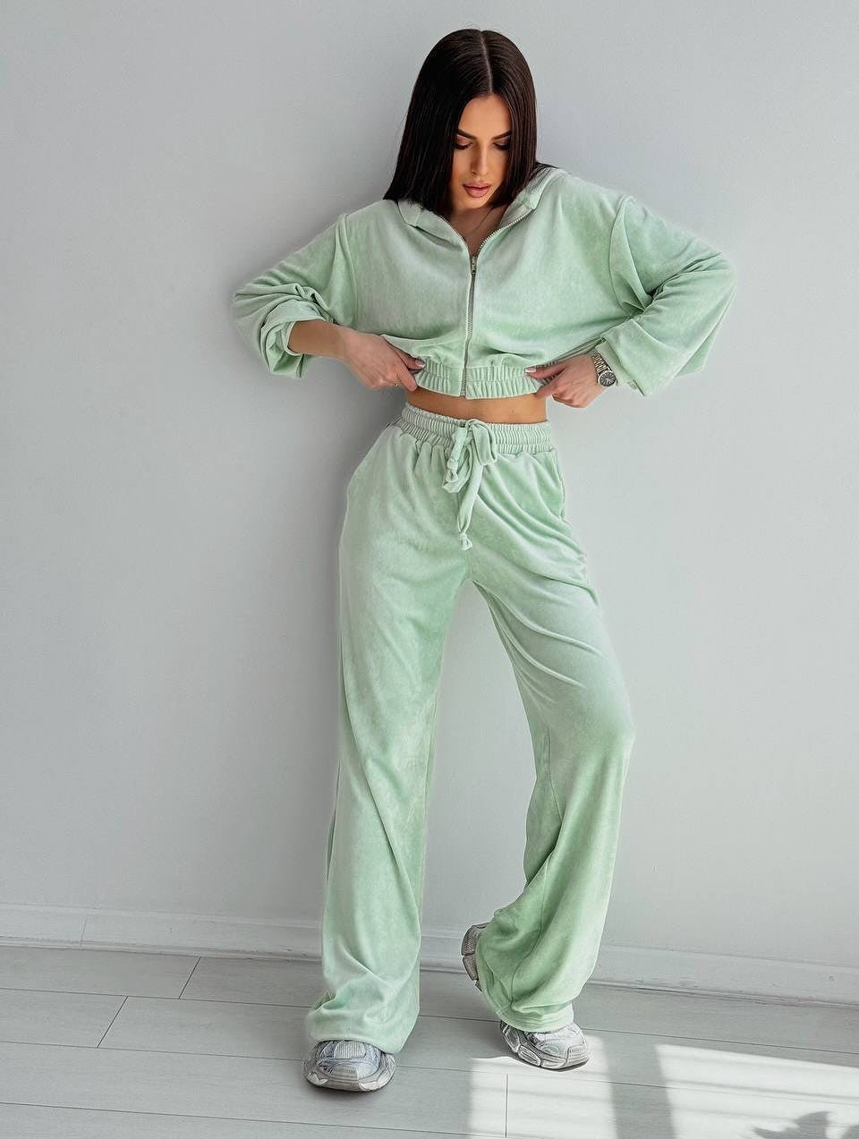 Nora | Velourset Dam 2-Delat Wide Leg