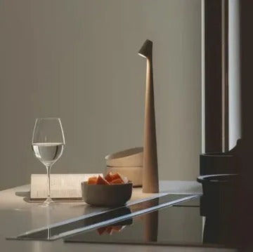 Minimalistisk LED-Stämningslampa Med Touchstyrning Steglös Dimring Och USB-C