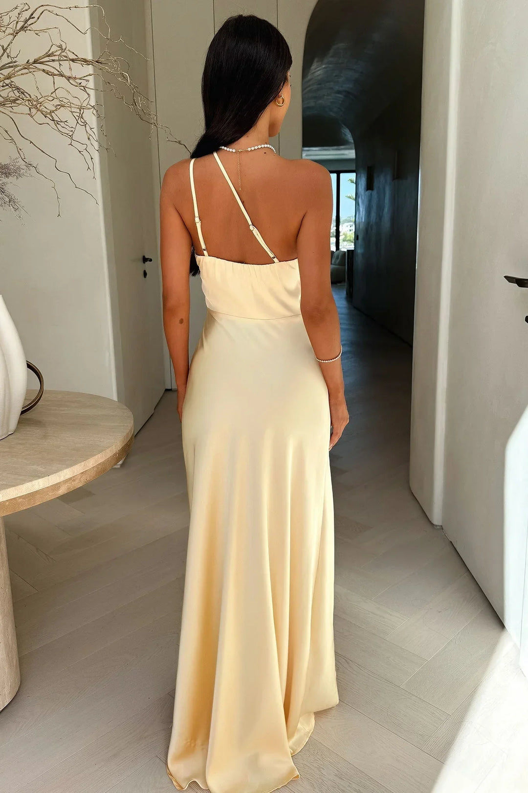 Sienna | Asymmetrisk Maxiklänning Dam Med Slits