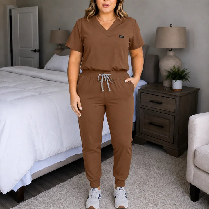 Annika | Scrubsset Dam V-ringad