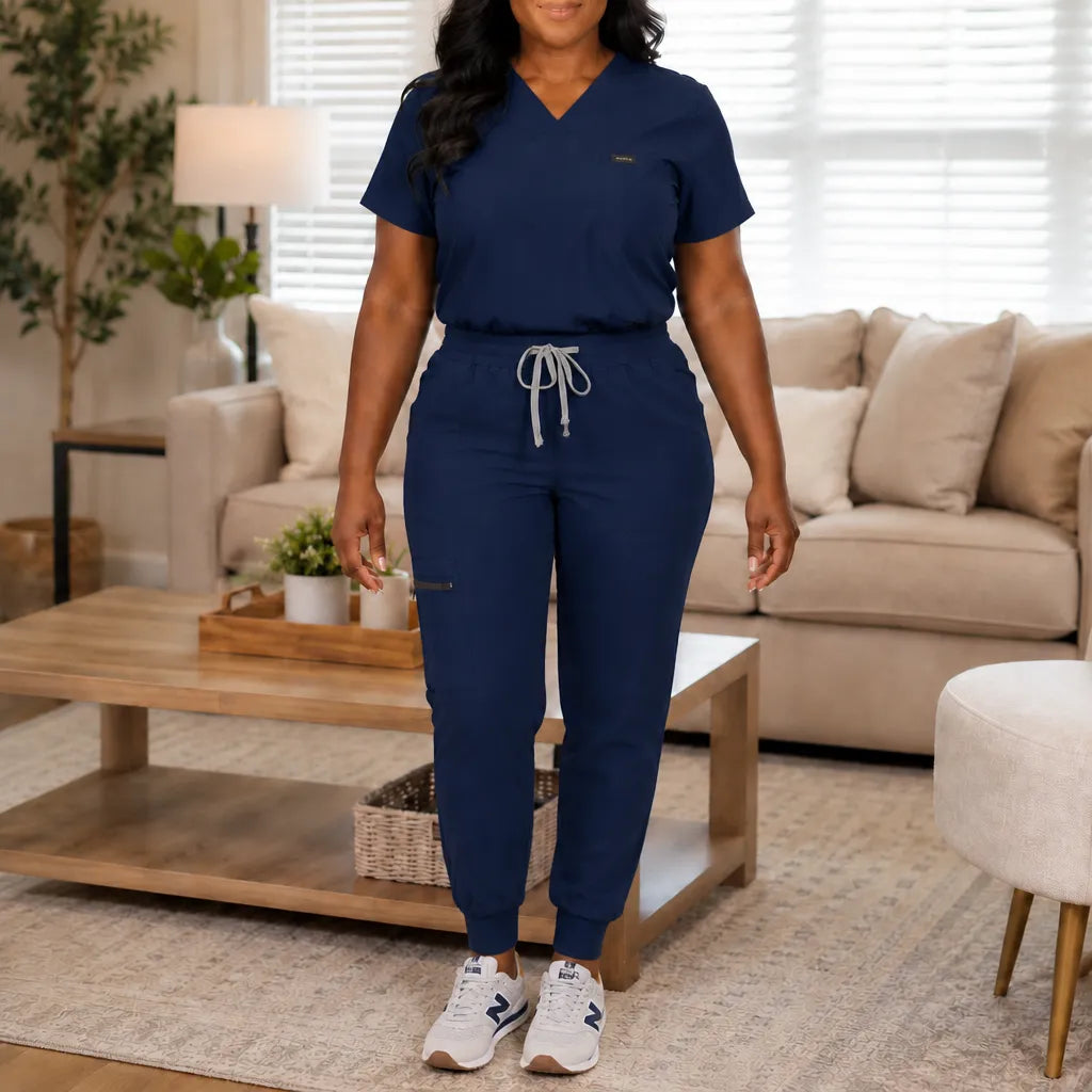 Annika | Scrubsset Dam V-ringad